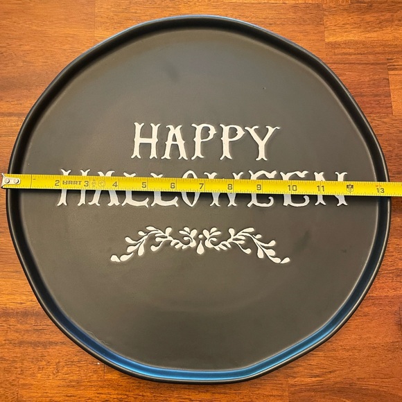 Target Threshold 13” Happy Halloween Matte Stoneware Platter with Gold tools - Picture 3 of 10